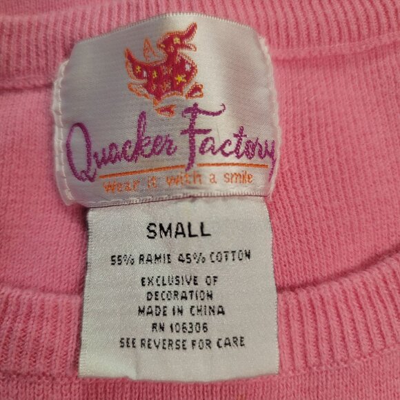 Quacker Factory Size S Sweater Knit Top Pink Rhinestone Bead Embellished - Picture 8 of 9